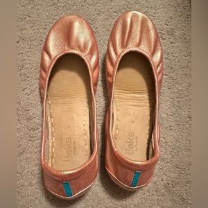 EUC Custom Rose Gold Tieks Flats Size 8